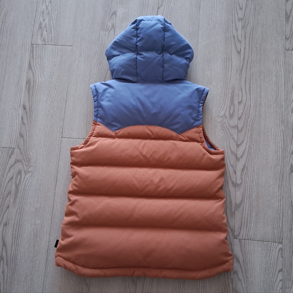 Patagonia Women's Bivy Hooded Down Vest In Sisu Brown - Picture 8 of 16